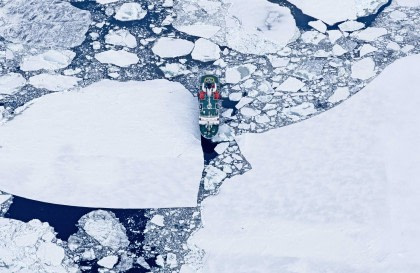 Remote Weddell Sea Explorer incl. South Georgia - South Sandwich Islands - Neuschwabenland - Larsen Ice Shelf - Paulet and Devil Island - Elephant Island, incl. helicopters