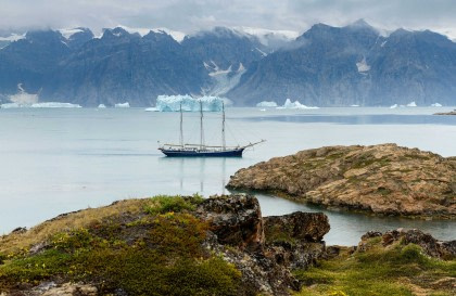 East Greenland, Scoresby Sund - Aurora Borealis, Fly & Sail